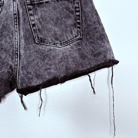 3/$10⚡️ASOS Monki Black Jean Shorts High-Waisted Distressed Hem Denim - Picture 15 of 15